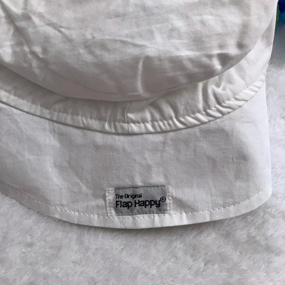 Flap Happy NWT UPF 50 White Bucket Hat Kids XL (2+ Years)